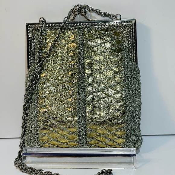 Harry Rosenfeld Vintage 1940’s Enbroidered & Chain Link Accents Evening Bag. - Picture 3 of 13